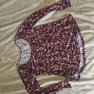 Fitted Long Sleeve top - new